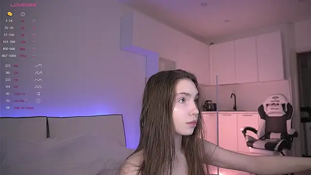 haileyishere online show from April 2026 07:48:02 PM