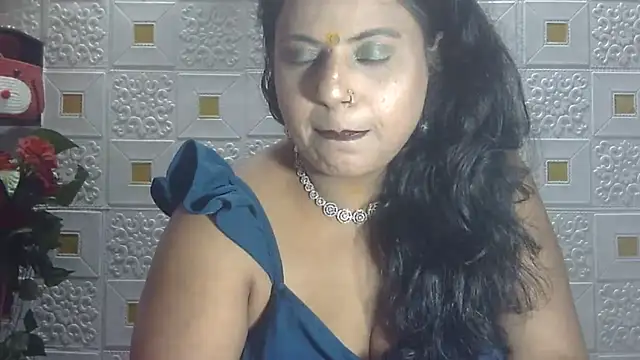 Snapshot of Sexy_komolika chatting on March 2025 05:07:02 PM Sexy komolika online show from March 2025 05:07:02 PM