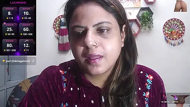 Snapshot of Sexy_komolika chatting on October 2025 02:46:02 AM Sexy komolika online show from October 2025 02:46:02 AM