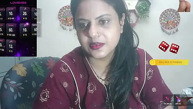 Snapshot of Sexy_komolika chatting on October 2025 01:48:02 AM Sexy komolika online show from October 2025 01:48:02 AM