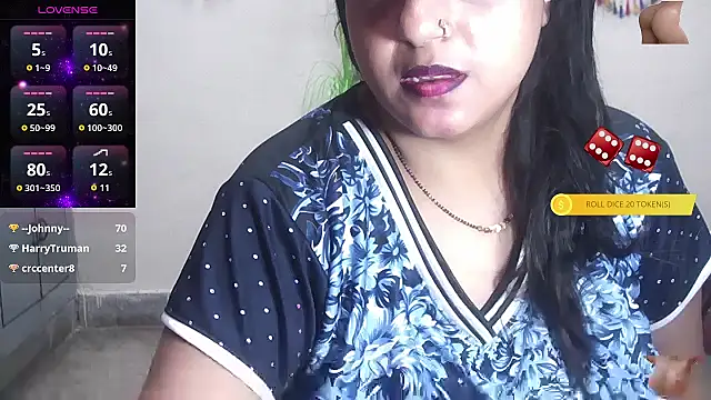 Snapshot of Sexy_komolika chatting on October 2025 03:18:02 AM Sexy komolika online show from October 2025 03:18:02 AM