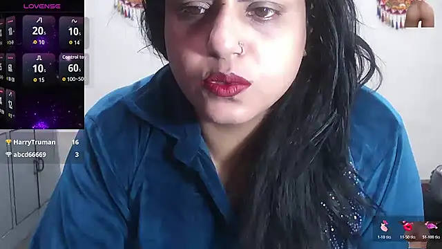 Snapshot of Sexy_komolika chatting on December 2025 02:21:01 AM Sexy komolika online show from December 2025 02:21:01 AM