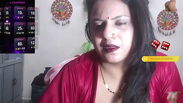 Snapshot of Sexy_komolika chatting on November 2025 03:27:01 PM Sexy komolika online show from November 2025 03:27:01 PM