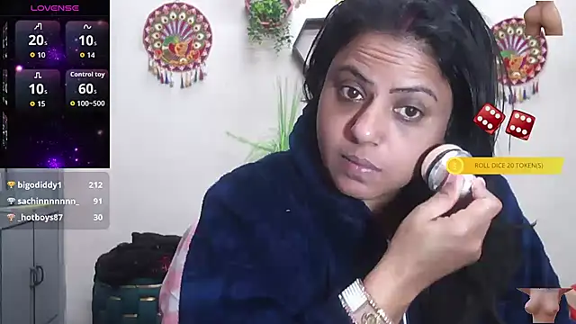 Snapshot of Sexy_komolika chatting on November 2025 02:04:01 AM Sexy komolika online show from November 2025 02:04:01 AM