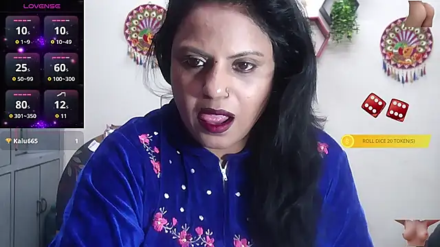 Snapshot of Sexy_komolika chatting on November 2025 01:48:01 PM Sexy komolika online show from November 2025 01:48:01 PM