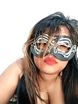 littlequeen77 online show from March 2025 07:59:01 PM