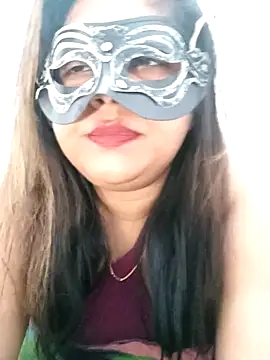 littlequeen77 online show from February 2025 07:01:01 AM