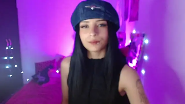 Kind Scarlett online show from May 2026 11:19:01 PM