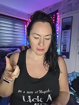 KinkyLittleWitch online show from February 2026 02:02:01 PM