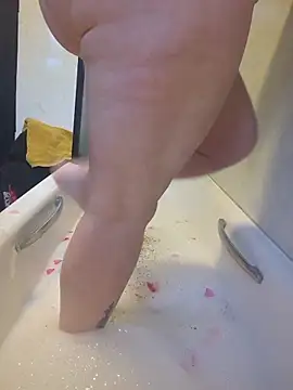 KinkyLittleWitch online show from February 2026 05:02:02 PM