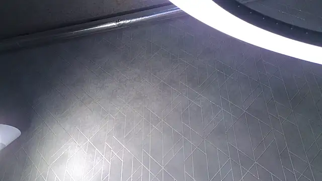 Allure goldennX online show from November 2025 01:39:02 AM