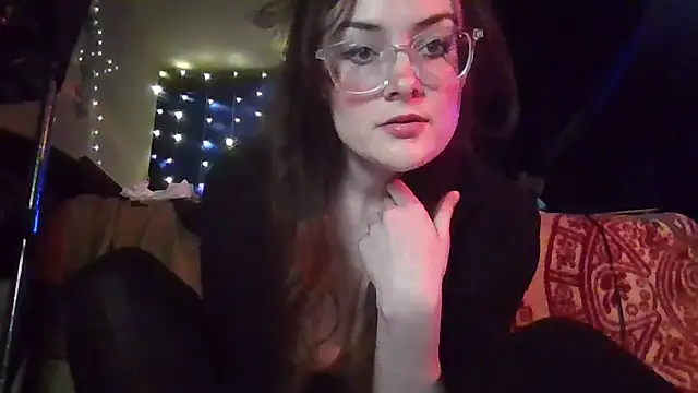 EyaDivine1 online show from November 2025 02:43:01 AM