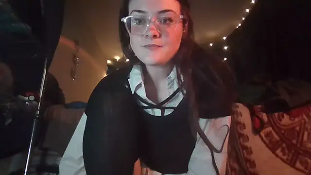 EyaDivine1 online show from February 2025 09:13:01 PM