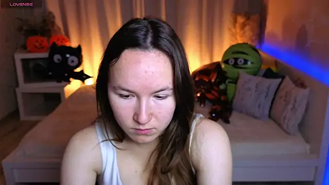 Little doll meow online show from October 2025 02:54:01 AM
