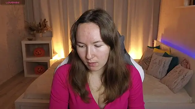 Little doll meow online show from November 2025 03:33:02 AM