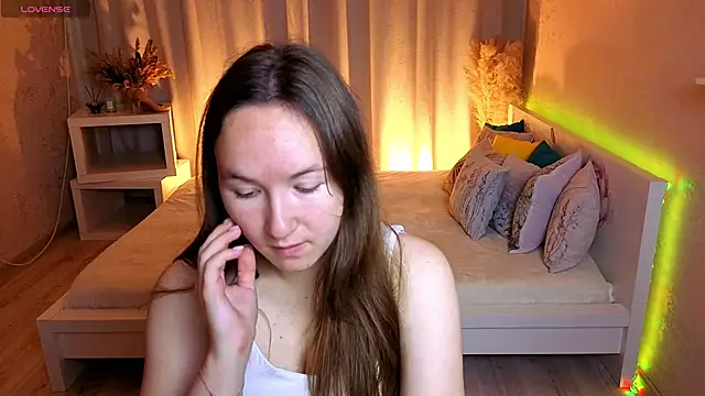 Little doll meow online show from October 2025 02:49:02 AM