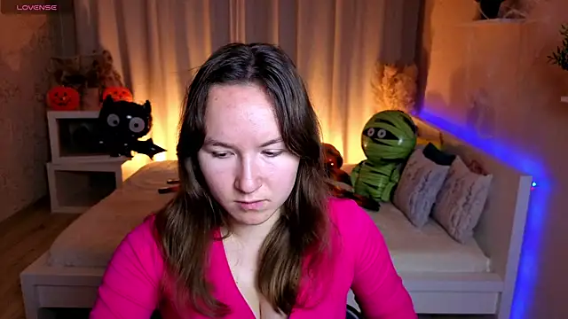 Little doll meow online show from October 2025 02:54:01 AM