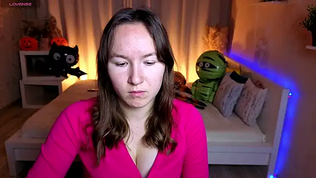 Little doll meow online show from October 2025 02:52:02 AM