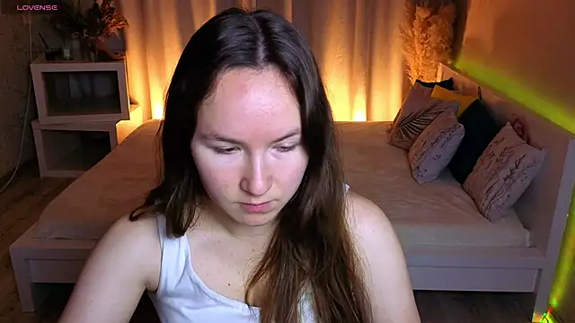 Little doll meow online show from October 2025 02:45:01 AM