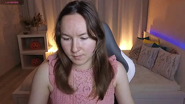 Little doll meow online show from November 2025 03:21:02 AM