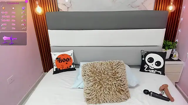 ETHANLOVE1 online show from October 2025 04:23:02 AM