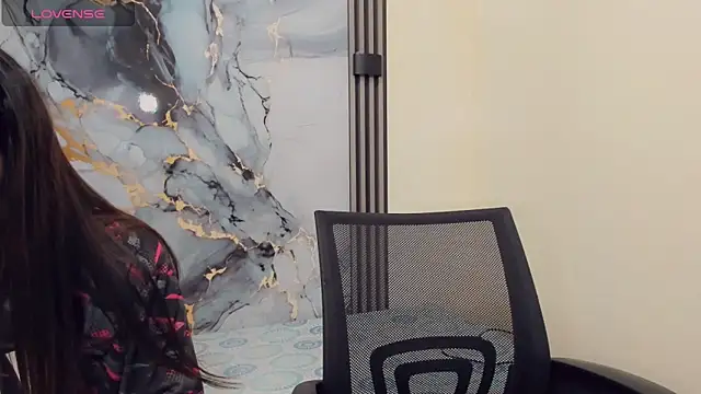 Rubi 30 online show from November 2025 02:17:02 PM