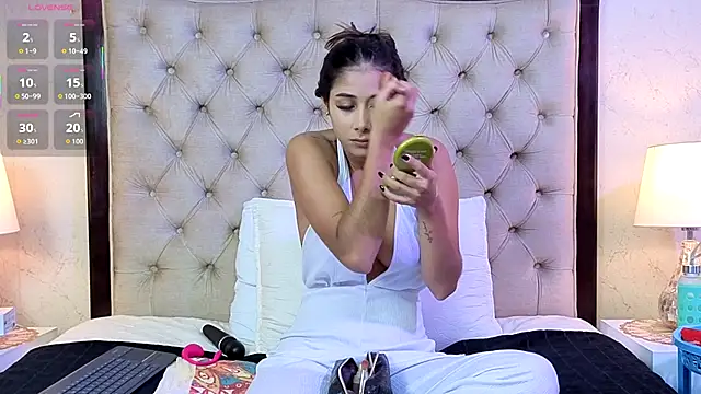 MontVta online show from November 2025 12:09:02 PM