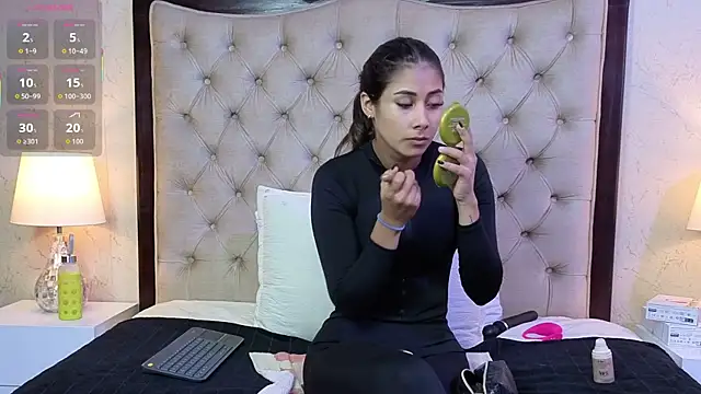 MontVta online show from November 2025 12:09:01 PM