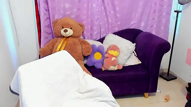 cynthia watson online show from September 2025 02:01:02 PM