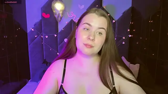 Snapshot of ShedarBrooks chatting on February 2025 12:14:02 PM ShedarBrooks online show from February 2025 12:14:02 PM