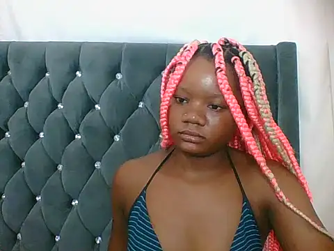 HotJeylee online show from February 2026 12:19:02 AM