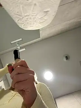 streetdoll online show from November 2025 08:29:02 AM