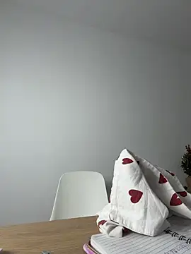 streetdoll online show from December 2025 08:08:01 AM