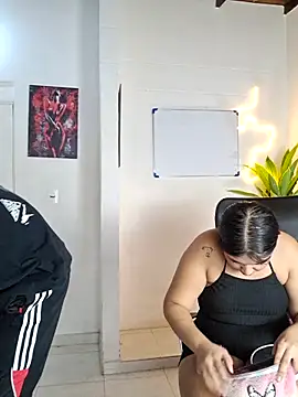 royalgirls x online show from March 2026 01:11:01 AM