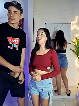 royalgirls x online show from March 2026 01:19:01 AM