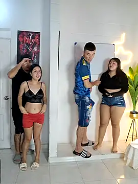 royalgirls x online show from March 2026 01:32:01 AM