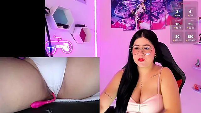 DanielaHang online show from November 2025 01:34:02 PM