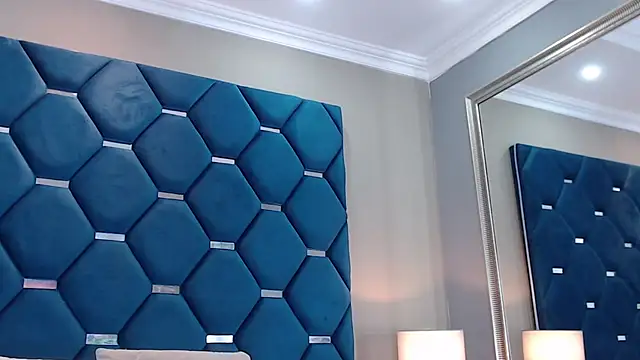 ThaniaJones online show from March 2026 12:05:01 PM