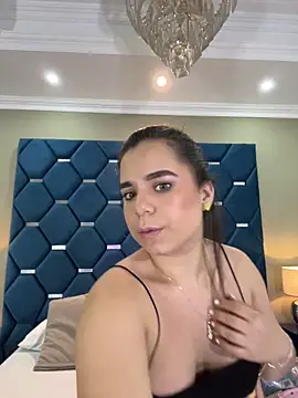 ThaniaJones online show from February 2026 12:04:02 PM