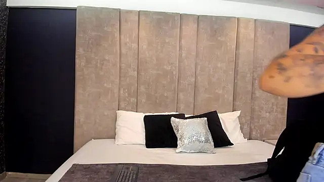 PaulinaDuarte online show from March 2026 11:15:01 AM