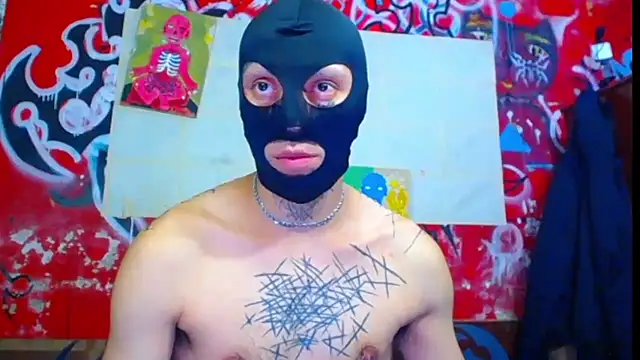 Snapshot of deivid_estrada chatting on July 2026 04:18:01 PM deivid estrada online show from July 2026 04:18:01 PM