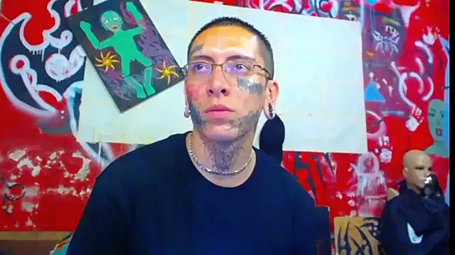 Snapshot of deivid_estrada chatting on April 2026 04:41:02 PM deivid estrada online show from April 2026 04:41:02 PM