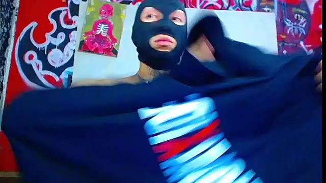 Snapshot of deivid_estrada chatting on July 2026 05:20:01 PM deivid estrada online show from July 2026 05:20:01 PM
