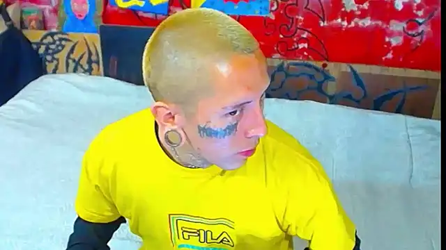 deivid estrada online show from November 2025 03:50:01 PM