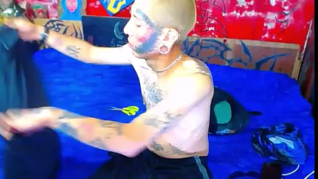 deivid estrada online show from November 2025 04:44:02 PM