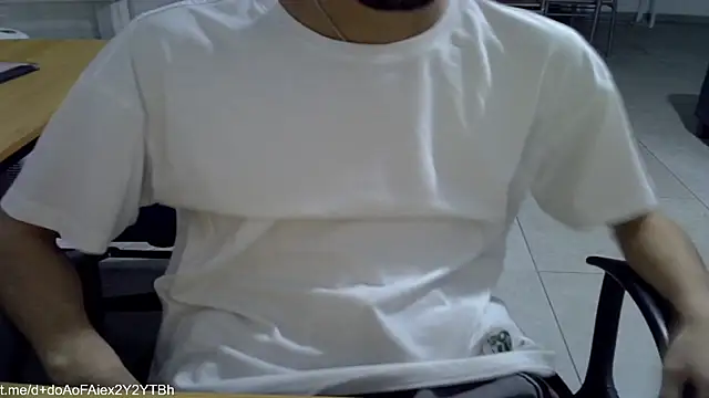 Snapshot of ClueSexxx chatting on March 2025 01:09:01 AM ClueSexxx online show from March 2025 01:09:01 AM