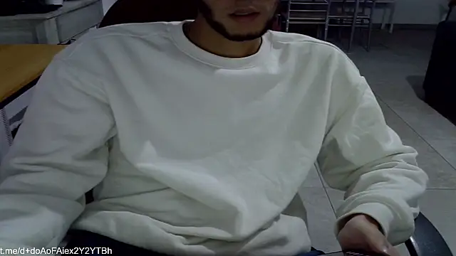 Snapshot of ClueSexxx chatting on March 2025 12:22:01 AM ClueSexxx online show from March 2025 12:22:01 AM