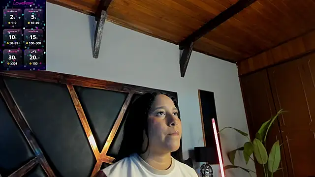 EmiliWilliams online show from April 2026 10:40:01 PM