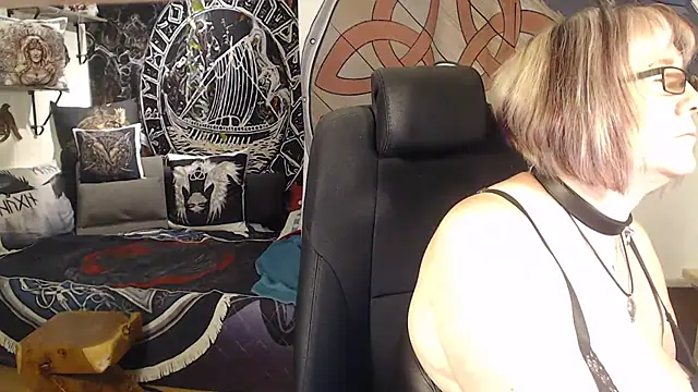 TittenMichelle online show from June 2026 04:44:02 PM