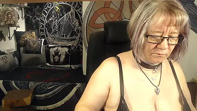 TittenMichelle online show from April 2026 04:05:02 AM